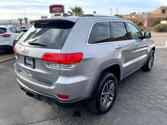 Grand Cherokee 3