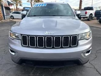 Grand Cherokee 8