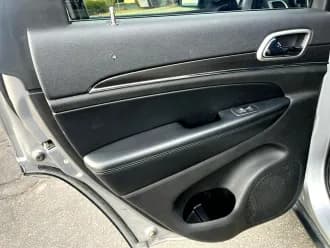 Grand Cherokee 15