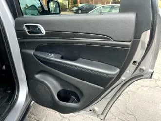 Grand Cherokee 19