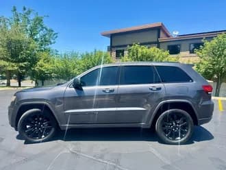 Grand Cherokee 4