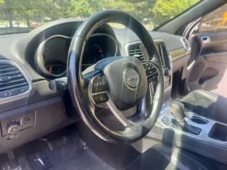 Grand Cherokee 8