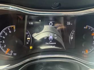 Grand Cherokee 11