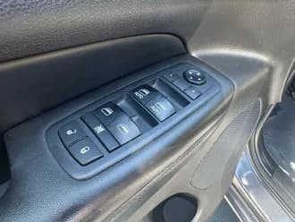 Grand Cherokee 17