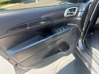 Grand Cherokee 25