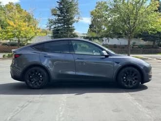 Model Y 21