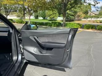 Model Y 23