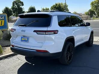 Grand Cherokee L 3