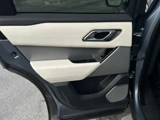 Range Rover Velar 15