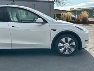 Model Y 18